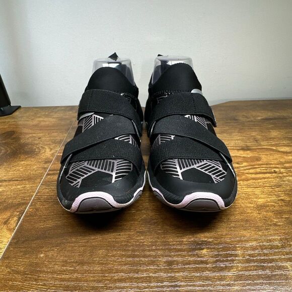 Jambu Shoes Womens 8 Black Oklahoma Vegan Criss Cross hook and Loop Closure - Picture 2 of 10